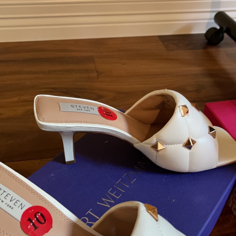 Shoes. Shoes. Shoes. Women View 3